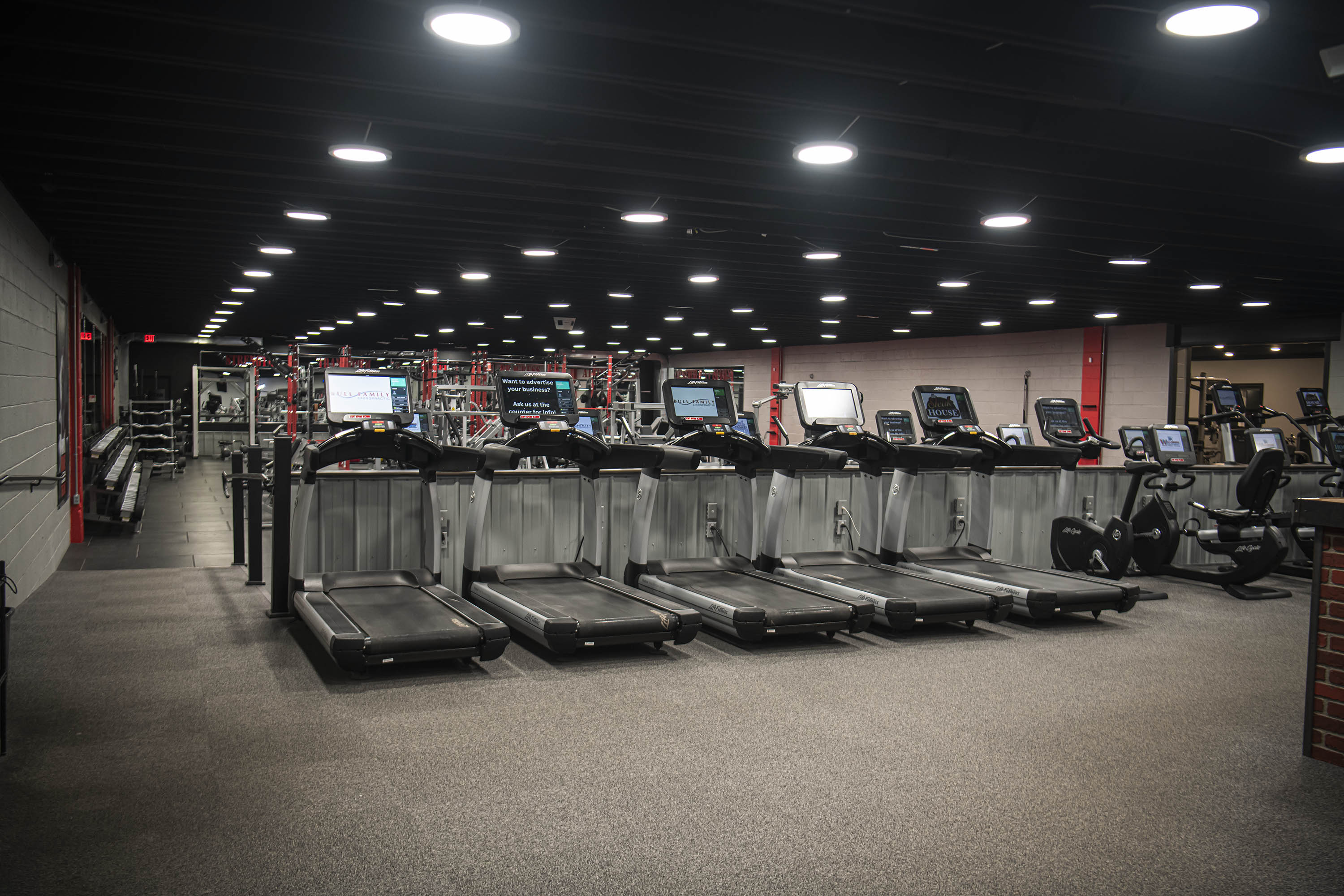 365 Fitness gym equipment